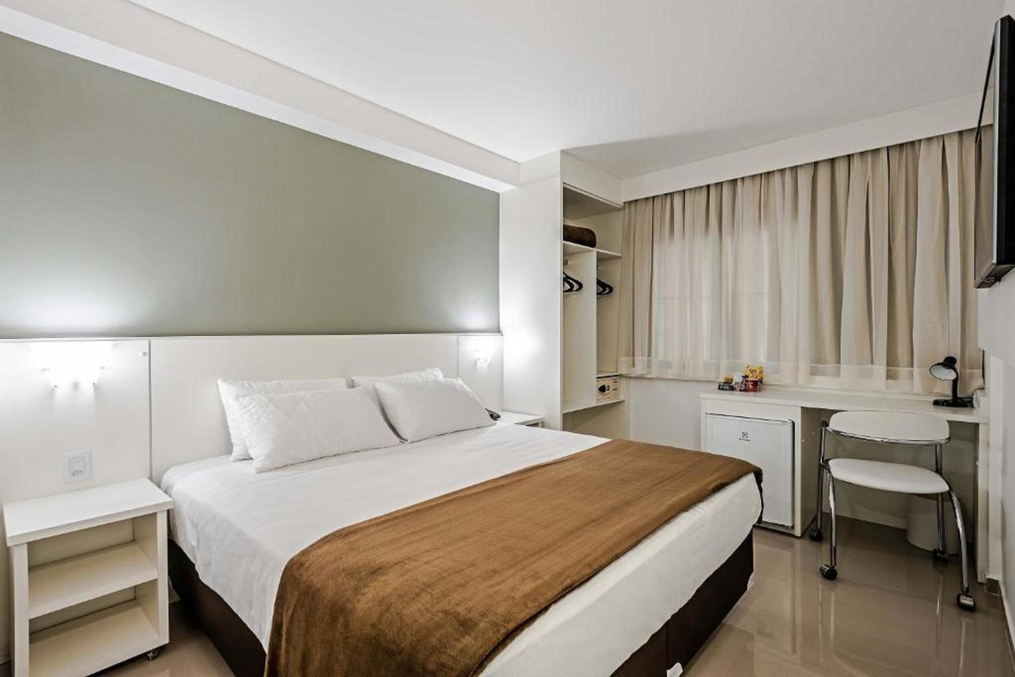 Hotel Slim Curitiba Joao Bettega Exterior foto